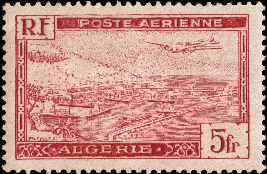 Vue aérienne de la rade d'Alger 