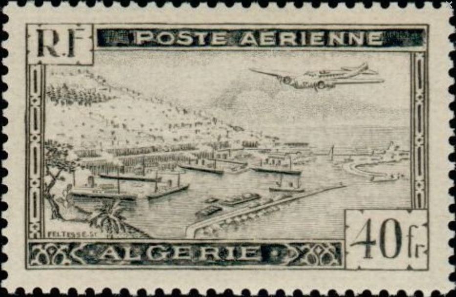 Vue aérienne de la rade d'Alger